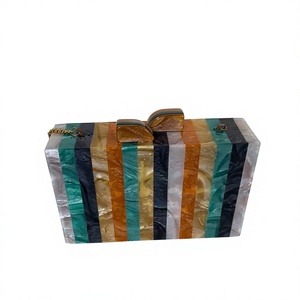 Joyas de resina con patrón de madera, artesanías artísticas de resina para el hogar, bolso de resina para decoración del hogar, bolso de resina con patrón de madera - Product Image 1