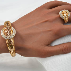 Ensemble de bijoux de mariée Zeadear avec zircon, plaqué or 14 carats, bracelet, bague, collier, boucles d'oreilles - Product Image 4