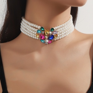 女性のための豪華な結婚式チョーカーステートメントラインストーンネックレスとイヤリングセット - Product Image 6