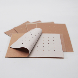 แผ่นแปะบรรเทาอาการปวดแบบเจาะรูสองรูที่หลังสมุนไพรธรรมชาติ ODM สินค้า2025 - Product Image 6