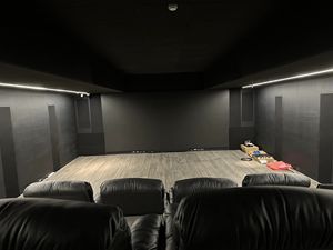 Pantalla LED para interiores GOB de alta frecuencia de actualización, video wall P1.25, 600*337.5mm, carcasa de aluminio fundido a presión, panel LED - Product Image 6
