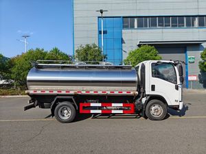 ¿Cuánto Cuesta un Vehículo Isuzu de Acero Inoxidable Multifuncional para Transporte de Agua en Emergencias de Incendios? - Product Image 4