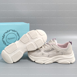 Vente en gros <span class=keywords><strong>pas</strong></span> <span class=keywords><strong>cher</strong></span> de chaussures originales de haute qualité, inventaire de semelles épaisses à la mode, chaussures de marche augmentant la hauteur pour femmes - Product Image 3