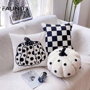 หมอนรองนั่งโซฟาปักลายศิลปะสีครีมสีขาวและสีดำเรียบง่าย - Product Image 3
