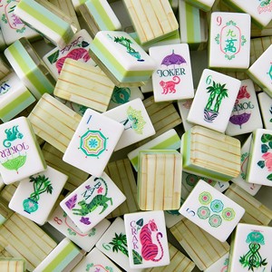 Ensemble de tuiles de Mahjong américain Oh My de luxe, personnalisé, en gros, en bambou Palm <span class=keywords><strong>Royale</strong></span>, 4 couches, gravé, avec 160 tuiles en acrylique superposées - Product Image 1