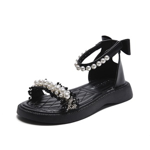 Sandali estivi da ragazza in stile coreano <span class=keywords><strong>scarpe</strong></span> alla moda con suola morbida per bambini di grandi dimensioni di medie dimensioni alla moda Design da piccola principessa - Product Image 5