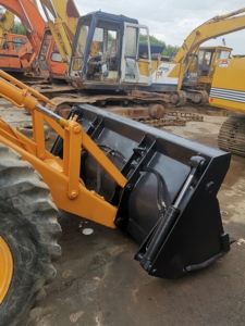 Chargeuse-pelleteuse JCB 4CX 5400 kg de poids, haute puissance, JCB d'occasion 3cx 4cx en utilisation, faible coût d'entretien / chargeuse-pelleteuse JCB4cx - Product Image 5