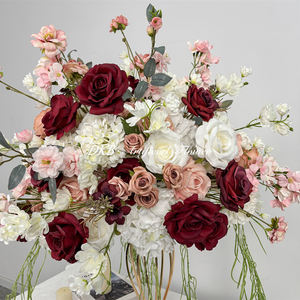 Boules de fleurs artificielles en soie rouge en gros pour la décoration de toile de fond de mariage, style moderne, boule de fleurs de rose - Product Image 4