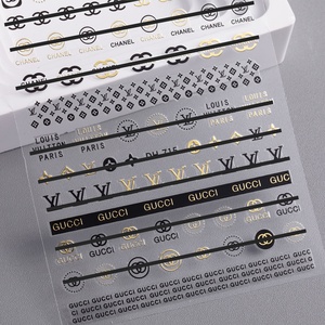Autocollants 3D pour <span class=keywords><strong>ongles</strong></span> de style européen et américain, en plastique rectangulaire, non toxiques, de luxe, tendance, avec logo de marque, bijoux pour <span class=keywords><strong>ongles</strong></span> - Product Image 1