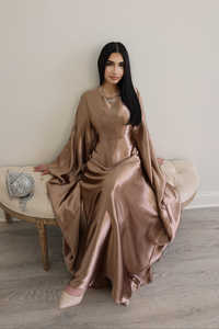LE DUO Abaya Dubai, Vestido Musulmán de Satén Premium, Elegante y Modesto para Bodas, Oraciones y Ocasiones Formales - Product Image 3