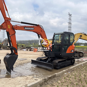 Excavatrice d'occasion de marque coréenne Doosan dx60, moteur Yanmar 4TNV94L, mini-excavatrice sur chenilles de 6 tonnes, capacité de godet de 0,21 m³, modèles dx50 dx63 dx75 - Product Image 5