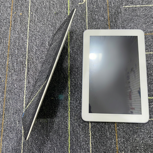 แท็บเล็ตมือสอง Toshiba ระบบ Windows หน้าจอสัมผัส แรม 2GB ความจุ 32GB พกพาสะดวก เหมาะสำหรับนักเรียนและธุรกิจ - Product Image 1