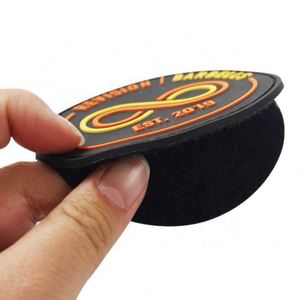 Écussons et badges personnalisés en silicone, caoutchouc et PVC, gaufrés 2D et 3D, écologiques, pour vêtements et chapeaux - Product Image 3