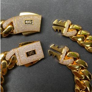 Ensemble de maillons cubains Miami pour homme avec fermoir Monaco glacé <span class=keywords><strong>en</strong></span> plaqué <span class=keywords><strong>or</strong></span> 14 ct <span class=keywords><strong>18</strong></span> ct collier et bracelet <span class=keywords><strong>en</strong></span> laiton lourd <span class=keywords><strong>bijoux</strong></span> combinés - Product Image 3