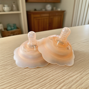 Wholesale Optimal Comfort Double Layer Silicone <b>Nursing</b> <b>Pad</b> Custom Latest Nipple Correction Breast Patch Handcrafted - Product Image 1