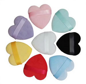Zonyin Cadeau promotionnel <span class=keywords><strong>pas</strong></span> cher Poudre de maquillage Puff Super doux en velours rose en forme de cœur Puff à poudre pour femmes - Product Image 1