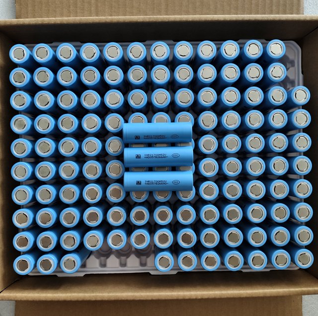 High Capacity  21700 Cell M52VT 3.6V 5200mAh 3C Cylindrical Rechargeable Li-ion Battery for Power Tools