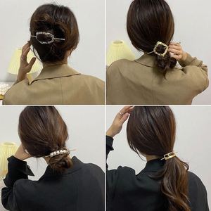 Pince à chignon ronde en alliage au design original, cage à chignon minimaliste, bâtonnet à cheveux, accessoires pour cheveux de fille, bijoux capillaires pour femme - Product Image 6