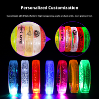 Bracelet lumineux LED personnalisé à bas prix, bracelet en acrylique plat et large, bracelets à bulles pour fournitures de fête néon