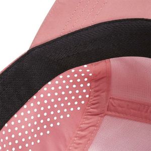 Casquette de camping sportive 5 panneaux style urbain avec perforations découpées au laser, respirante, haute performance, anti-humidité, séchage rapide, personnalisable - Product Image 5