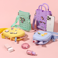 Großhandel Silikon-Schultertasche mit Loch DIY Wasserdichte Damen-Umhängetasche Kinder-Geschenk Werbe-Tragetasche Crossbody-Taschen Handtasche