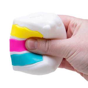 (Disponibile) Nuovo NeeDohNice CubeSchylling - <span class=keywords><strong>Giocattolo</strong></span> Antistress a Forma di <span class=keywords><strong>Torta</strong></span> - Regalo Sensoriale da Spremere - Product Image 2
