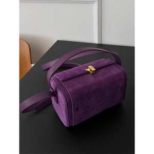 กระเป๋าถือสะพายข้างสไตล์ฝรั่งเศสย้อนยุคคุณภาพสูงสำหรับผู้หญิง ปี 2025 ดีไซน์หรูหรา สไตล์ลำลอง ทรงหมอน  แบบเปิดปิด  บุด้วย PU - Product Image 4