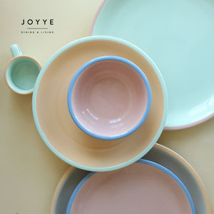 طقم عشاء سيراميك عصري بسيط وجذاب من جويي، مجموعة أدوات مائدة ملونة بالمينا - Product Image 1
