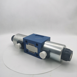 Bobine de série pour machines agricoles 12V DC24V DG4V-5 Solénoïde de commande directionnelle hydraulique - Product Image 1