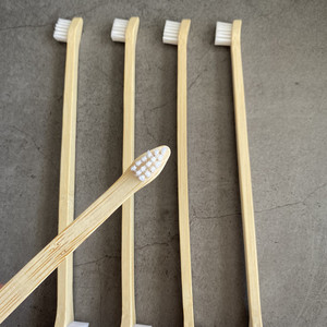 Cepillo de dientes para perros de cerdas Súper suaves de doble cabeza de bambú, cepillo de dientes suave para masaje para perros y gatos - Product Image 5