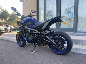 <span class=keywords><strong>Yamaha</strong></span> <span class=keywords><strong>MT</strong></span>-<span class=keywords><strong>09</strong></span> Hyper Naked - 890cc, Refrigeración Líquida, DOHC, 6 Velocidades con Embrague Asistido y Deslizante - Product Image 4