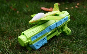 Lanzador de espuma para deportes al aire libre, juguete de avión de Catapulta de espuma de tiro con un clic - Product Image 2