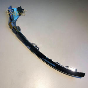 Nuevo parachoques inferior delantero moldura de labio derecho A2058851474 2058851474 para <span class=keywords><strong>mercedes</strong></span>-benz W205 <span class=keywords><strong>C180</strong></span> C200 C250 C300 AMG C43 C63 AMG - Product Image 5