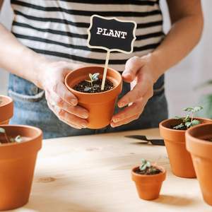 Kisangel Home Decor Pantry Labels - Mini letreros de pizarra con palo, letreros de pizarra de mesa de madera, tarjetas de lugar para el hogar y - Product Image 5