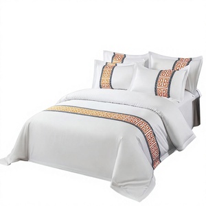 Set di Biancheria da Letto a Quattro Pezzi in Stile Hotel a Cinque Stelle, Jacquard in Puro Cotone, Copripiumino Tinta Unita di Alta Gamma per Guesthouse, Bianco - Product Image 1