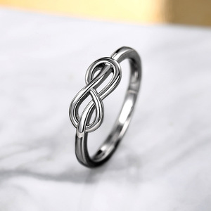 Anello a Forma di Otto Infinito per Donne, Gioiello Minimalista alla Moda - Product Image 6