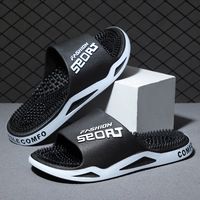 Chaussons de massage pour couples, style homme, respirants, antidérapants, semelle extérieure en PVC amortissante, pour salle de bain et douche, nouvelle arrivée 2026, points d'acupression