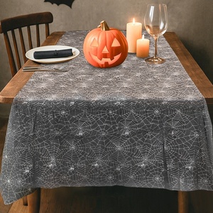 Nappe en maille transparente personnalisée avec impression feuille d'or et d'argent, motif araignée et fantôme d'Halloween, pour ambiance festive en restaurant et fête - Product Image 4