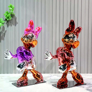 Statua in Resina di <span class=keywords><strong>Paperina</strong></span> a Specchio, Ornamenti Cromati Rosa Blu Nero di <span class=keywords><strong>Paperino</strong></span>, Scultura Pop Art di <span class=keywords><strong>Paperina</strong></span> con Finitura Lucida Elettroplaccata - Product Image 1