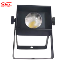 Projecteur LED portable bicolore 60W avec lentille 60 degrés, câbles de signal DMX multicanal et pince pour installation en location