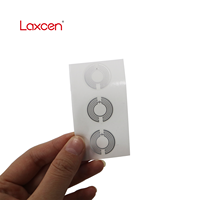 Laxcen |   Échantillon disponible : Mini-étiquette RFID UHF, autocollant RFID Wet Inlay 860-960 MHz Gen2 96 bits pour la logistique