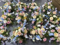 Décoration de table de mariage : Bouquet de fleurs artificielles vertes, jaunes et roses pour centre de table, avec bougies