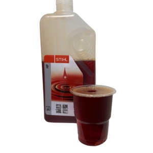 Formula Avanzata di Olio Motore a Basso Contenuto di Fumo per Motori a 2 Tempi ad Alte Prestazioni per Motociclette e Motori Fuoribordo Marini - Product Image 4