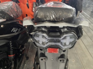 Motocicleta Eléctrica de 2 Ruedas de Alta Calidad, Marca Usa Dot Range, 1000w 2000w, Venta al Por Mayor, Scooter Dpx - Product Image 2