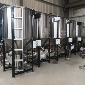 Kommerzielle Gewürzmahl-, Misch- und Trocknungsmaschine mit Motor aus lebensmittelechtem Edelstahl für Trockenpulver und Kunststoffgranulate - Product Image 4