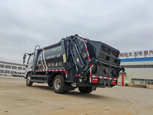 Camión de Basura Dongfeng 4*2, Pequeño, Diésel, con Compresor, con Certificación de Calidad y Servicios Personalizados - Product Image 6