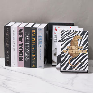 Libros Plegables Sencillos de Atrezo al por Mayor Modelo de Revista de Moda para Mesa de Centro Decoración de Hotel y Hogar Arte en Papel - Product Image 1