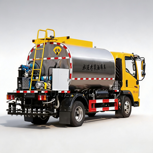 HOWO 5M3 Emulsified Bitumen Sprayer Truck Constant Temperature Asphalt Distributor For Cold Mix Pavement Projects - Product Image 1