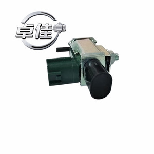 วาล์วโซลินอยด์สุญญากาศ Takayoshi รุ่น ZM03-18-741 แรงดันไฟฟ้ากระแสตรง 12V สำหรับรถยนต์มาสด้า - Product Image 2