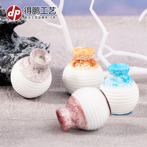 แจกันเรซิ่นขนาดเล็กทรงกลม งานแฮนด์เมด ตกแต่งดอกไม้ สไตล์ดั้งเดิม - Product Image 2